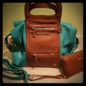 Large purse with matching wallet